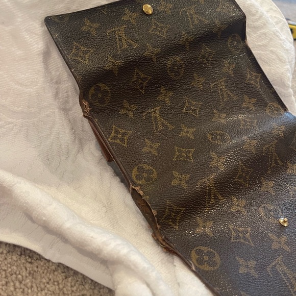 Vintage LV checkbook wallet 1998 - Picture 12 of 15